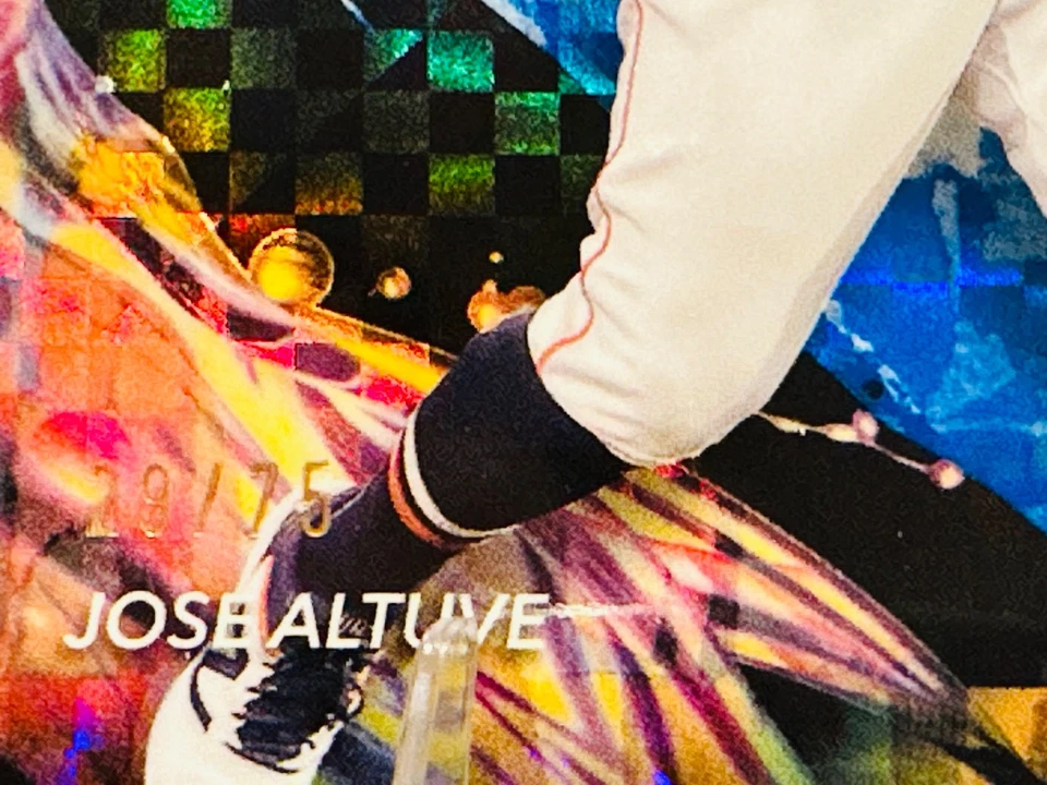 2024 Topps Finest - Uncommon Jose Altuve #121 Blue Checkerboard Refractor /75 - Image 2 of 3