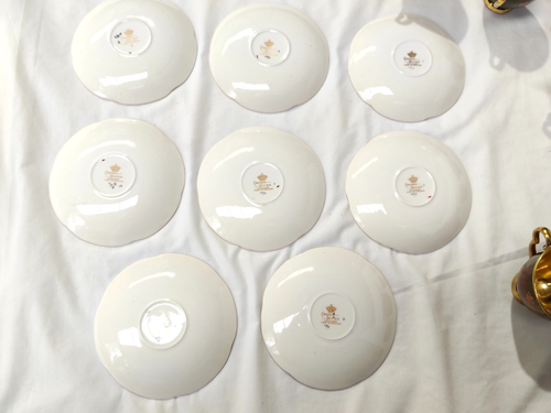 Stunning Vintage Crown Devon Demitasse x8 Cups & Saucers Burgundy w Fluer De Lis - Foto 9 di 13