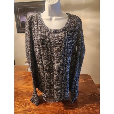 SO Women's Black and White Knitted Sweater Size L Colorblock Crewneck Pullover