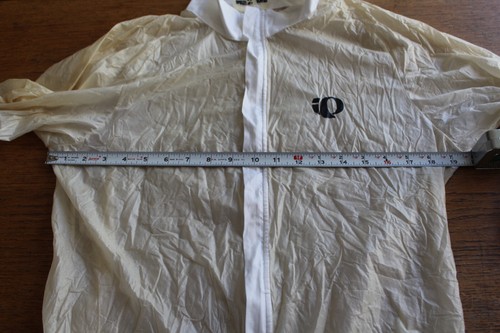 MEDIUM PEARL IZUMI ULTRA LIGHTWEIGHT CYCLING WIND BARRIER JACKET OFF-WHITE - Picture 2 of 4