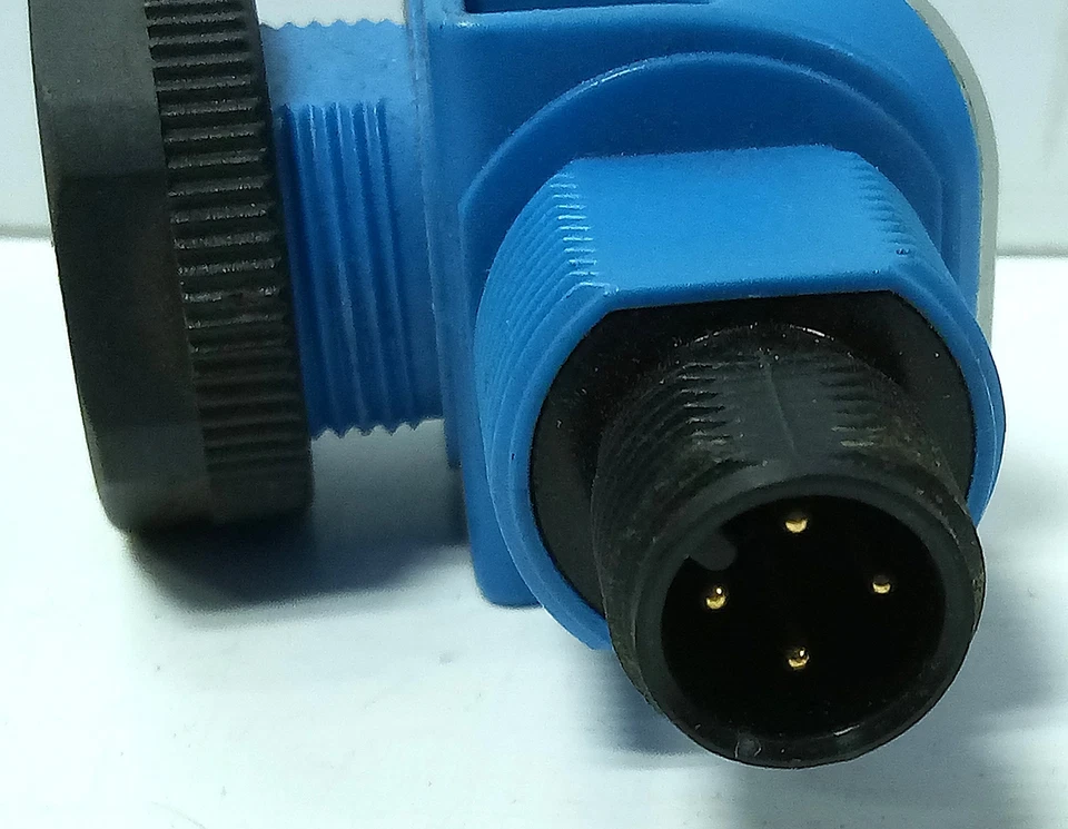 SICK ET3-P5728 10-30 V DC Photoelectric Proximity Sensor - Image 2 of 3