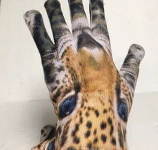 Capelli New York Touch gloves with tiger Face Print , New with Tag Free shipping