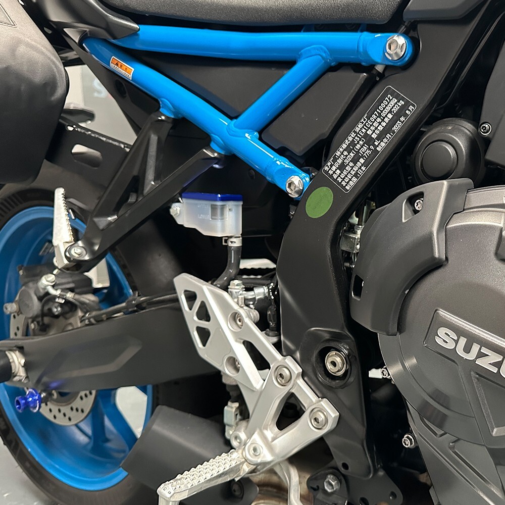 松 CNC Rear Brake Fluid Reservoir Cover Cap For SUZUKI GSXS 1000/F V