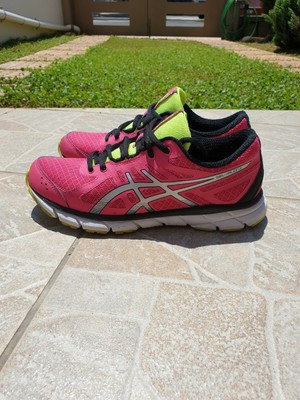 asics ladies running trainers