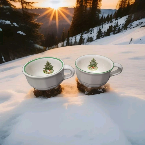 Vintage Pfaltzgraff Christmas Heritage 2.5" Mug Cup Coffee Tea 8 floz Set of 2