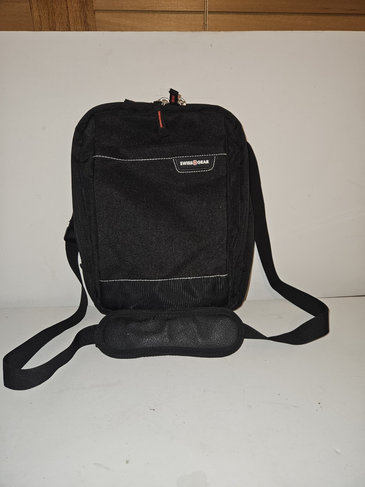 Swiss Gear Medium Crossbody Bag Double Zipper Men's/Unisex Black