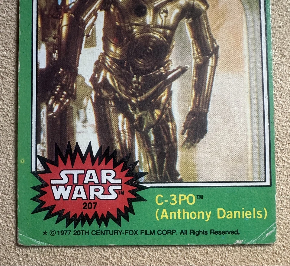 1977 TOPPS STAR WARS #207 C-3PO (Anthony Daniels) “Golden Rod” Error Card - Image 2 of 3