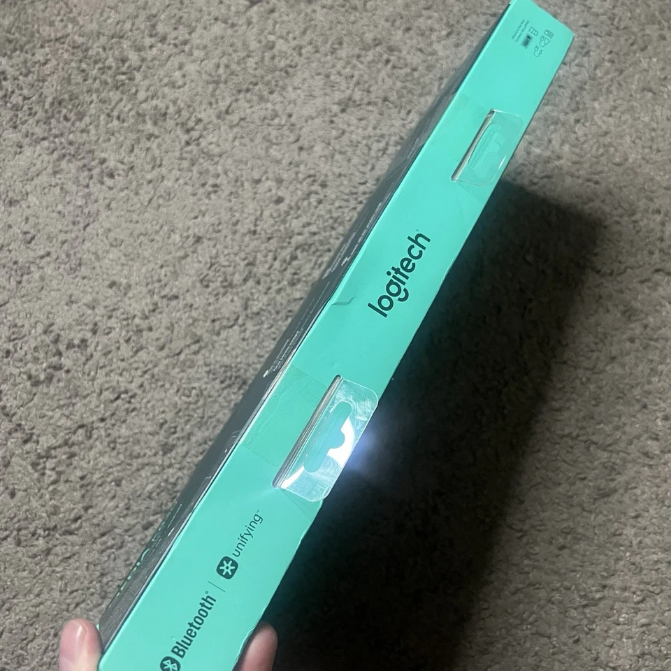 Logitech K830 Illuminated Keyboard with Touchpad - Brand New SEALED 920-007182 - Image 4 of 4