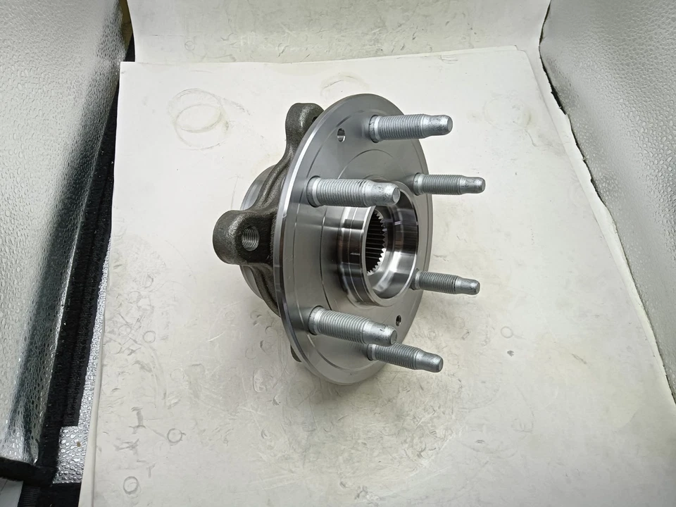 2Pcs 13549865 For GM Rear RH LH Wheel Hub Set 2021-2024 Escalade Suburban Yukon - Image 2 of 2