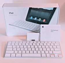 Apple A1359 Keyboard Dock for Apple iPad Lightning Port MC5331LL/B