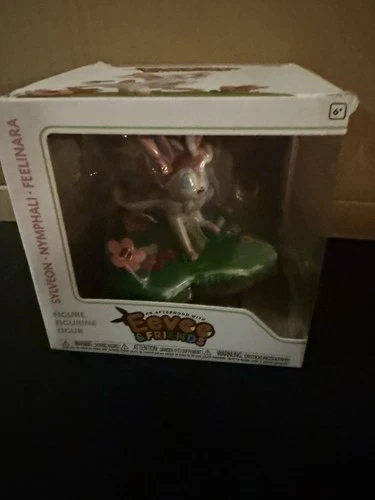 Funko Vinyl Figure Pokémon Afternoon with Eevee & Friends - Sylveon Figure