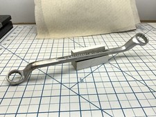 Westcraft HR2262, 5/8in. X 3/4in. 12pt Offset Box End Wrench (Duro), USA Made