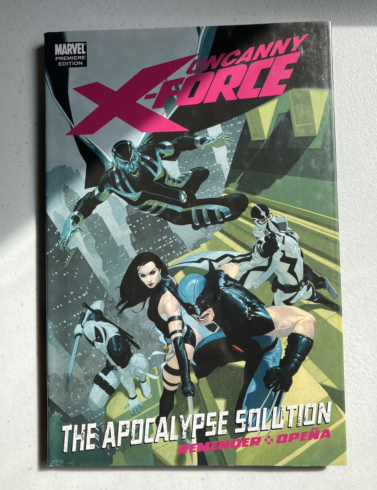 Uncanny X-Force Volume 1 Apocalypse Solution  (Hardcover)