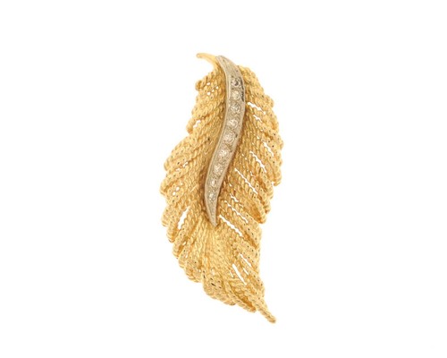 Estate Vintage 18K Yellow Gold .10 Carat Diamond Feather Pendant