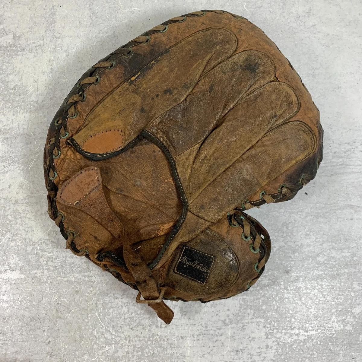 Vintage 1920s Antique Leather Baseball Glove Catchers Mitt Youth Size Display