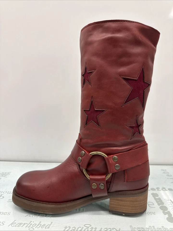Botas Dingo Star Mid Color Rojo Oscuro Mujer Talla 7.5, Usadas. Foto 3 de 4
