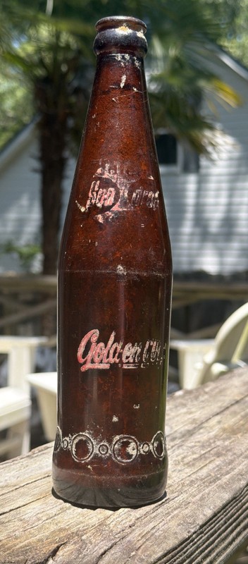 Vintage Diet Sun Drop Golden Cola Amber Soda Bottle ACL Red Lettering 1960s 1970