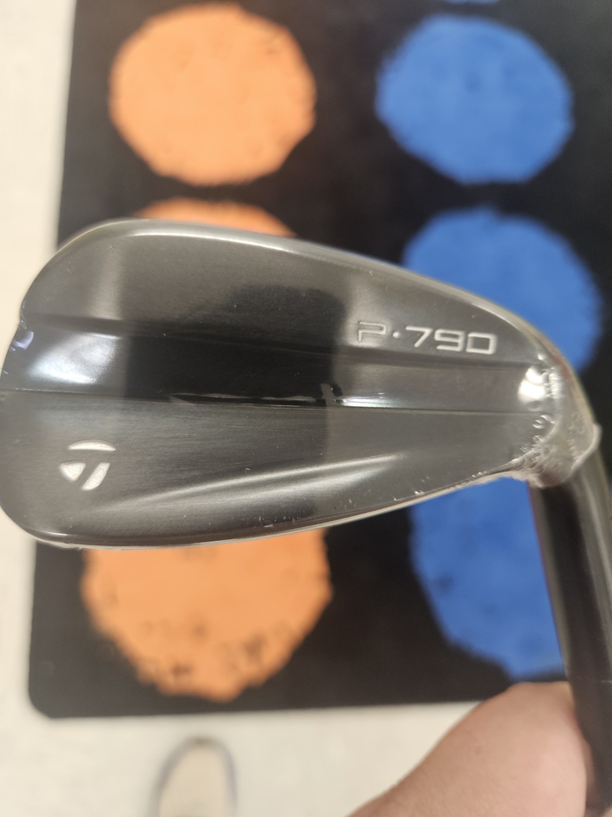 2023 TaylorMade P790 Phantom Black Iron Set 4&ndash;PW | Dynamic Gold 105 S300