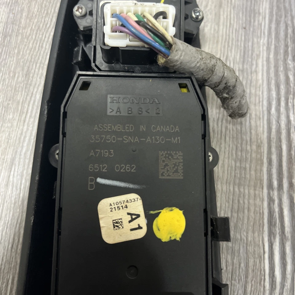 ( 2006-2011 )Honda Civic 4dr sedan master window switch (OEM) - Image 3 of 4