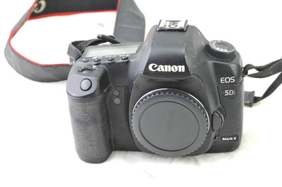 Canon EOS 5D Mark II 22MP DSLR-Kamera , Auslösungen /shutter count 426074