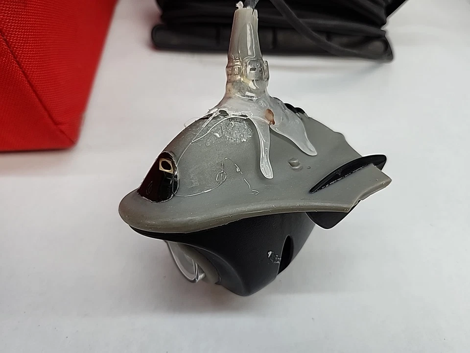 Sistema de câmera subaquática colorida MarCum VS825SD 8" localizador de peixes de alta resolução - NÃO TESTADO - Imagem 3 de 4