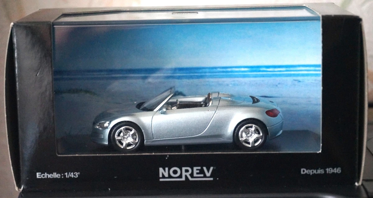 Matrix 1/43 Cadillac Skylight Pininfarina Cabriolet Closed 1959 Argent