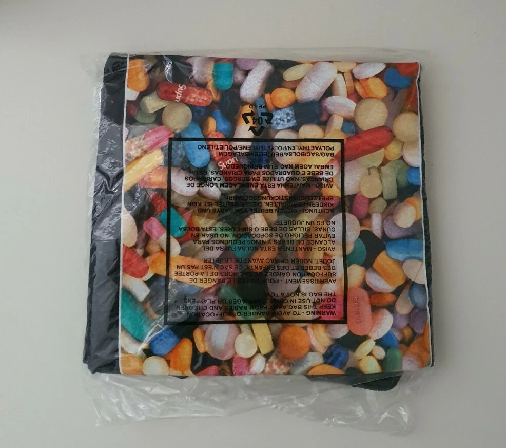 Tee shirt noir SS20 Supreme Pills taille S neuf et jamais ouvert