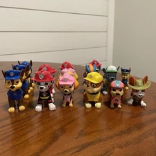 Paw Patrol Mighty Pups Spin Master Toy Figures- Lot of 15 Mixed