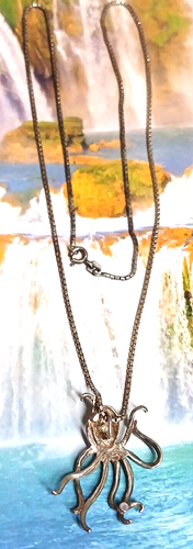 Nauroria Sterling Silver Octopus Pendant Necklace - Picture 4 of 6