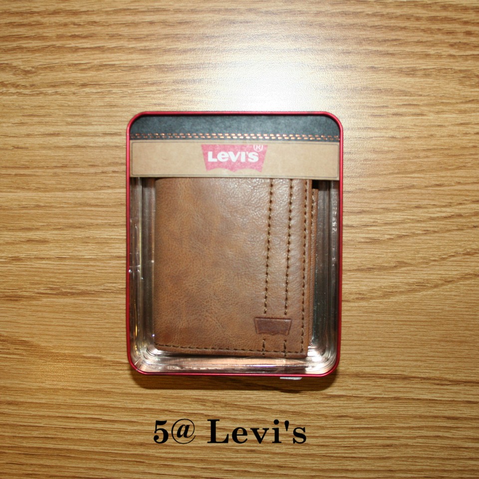 Levi's.Men's Passcase Billfold Wallet.NEW IN BOX | eBay
