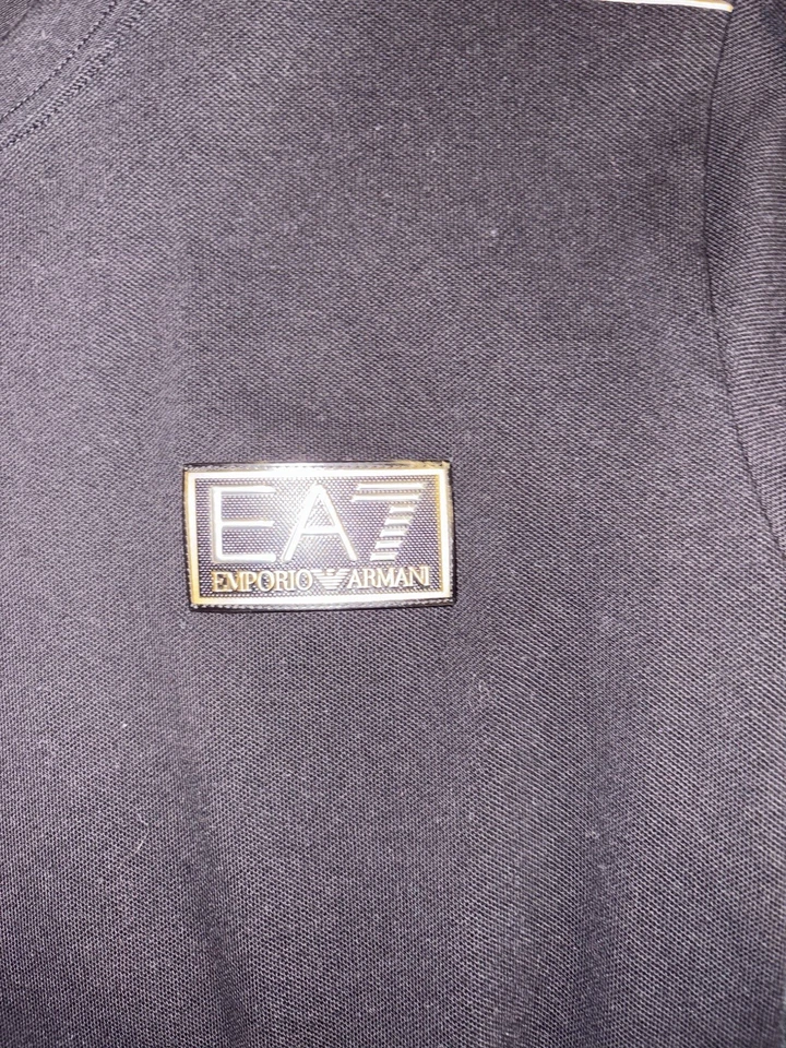 Camiseta Top Emporio Armani EA7 Para Hombre Negra Talla S Foto 2 de 4