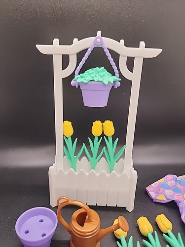 Vintage Barbie Gardenin' Pretty Dress N Play 1997 Spielset #68658 gebraucht - Bild 2 von 9