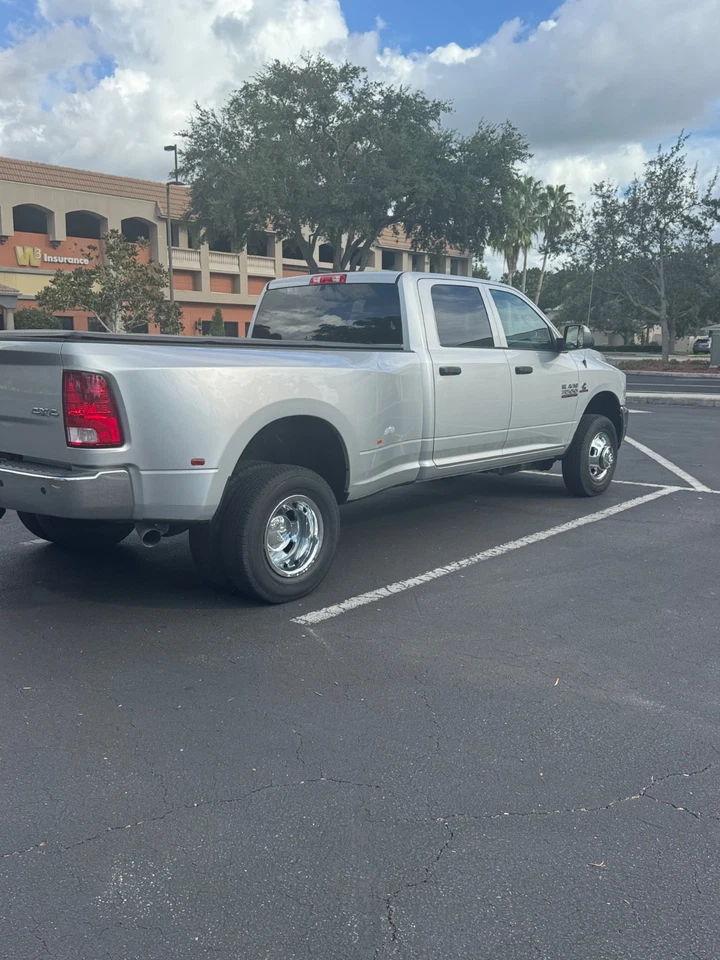 2018 Ram 3500 ST - Image 3 of 4