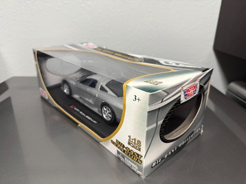 1/18 DIECAST MOTORMAX 2004 SALEEN S7 - Picture 3 of 5