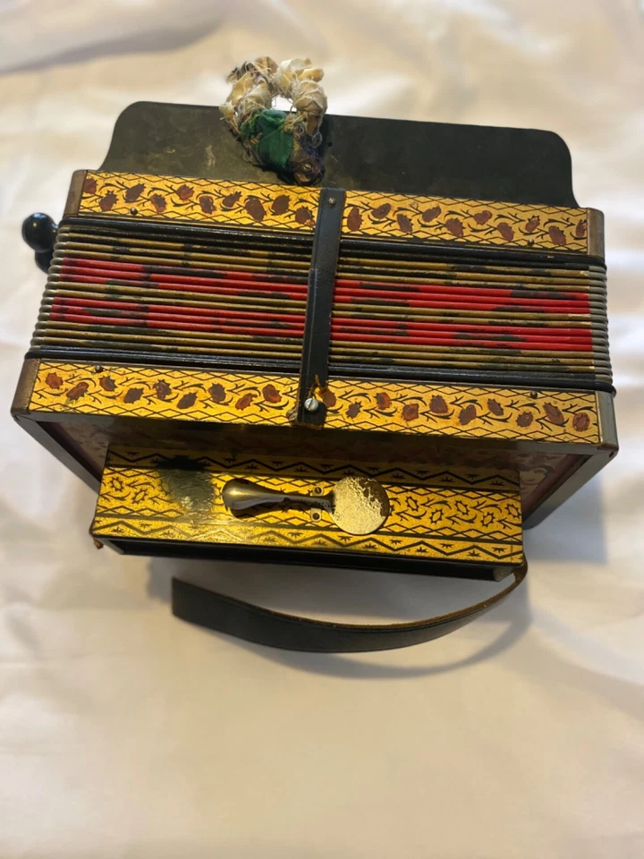 hohner accordion - Image 2 of 4