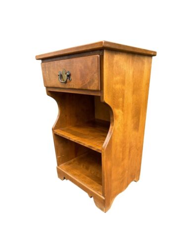 Ethan Allen Baumritter Heirloom Nutmeg Maple Nightstand #10-5046 Side Table - Picture 2 of 8