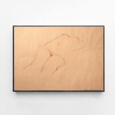 Disegno artistico di nudo femminile realizzato in studio con modella, 2024