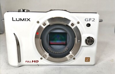 Near Mint】Panasonic LUMIX DMC-GF2 12.1MP Digital Camera White