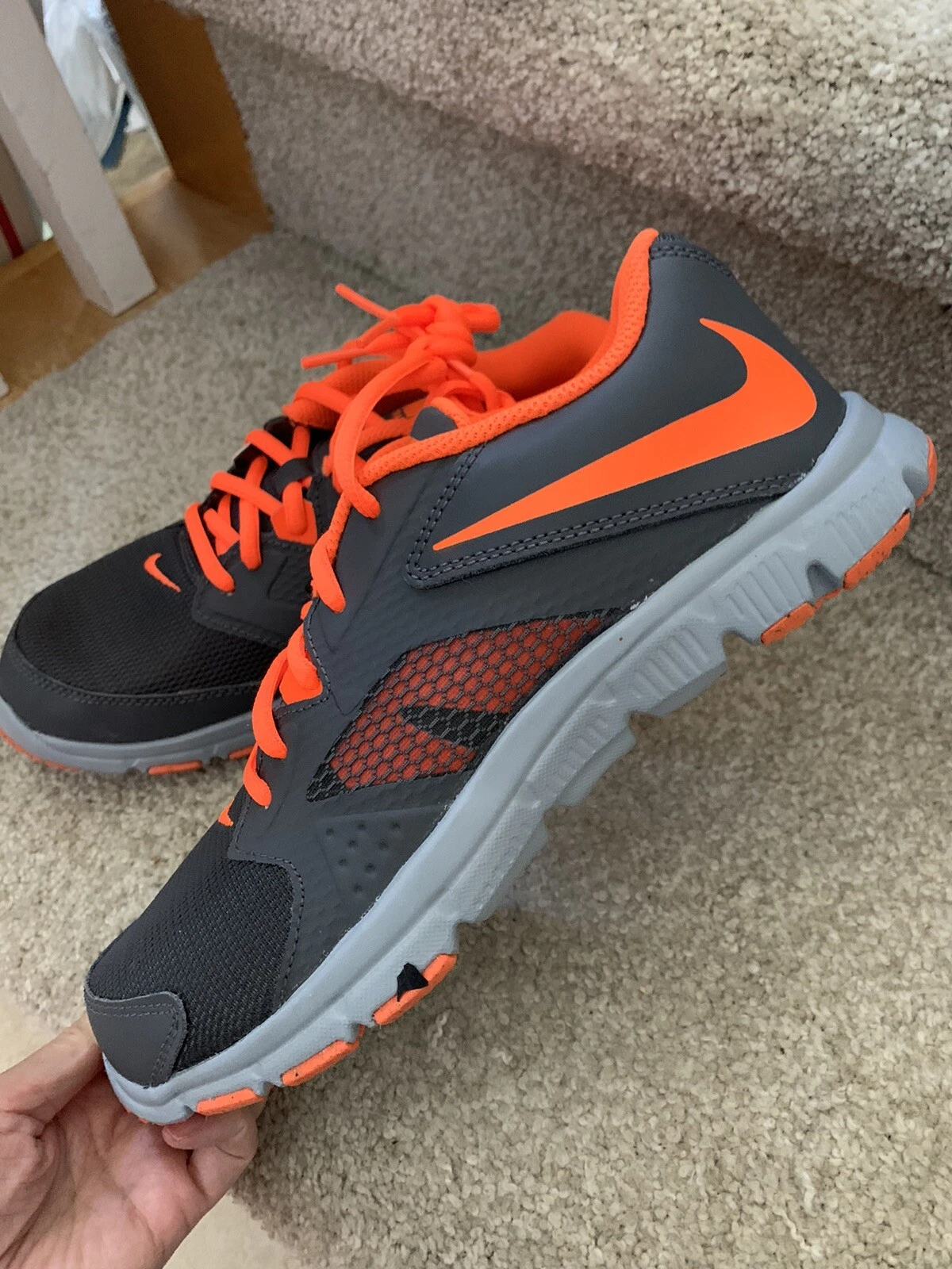 Chaussures de course Nike Flex Supreme TR 3 653883 006 grises neuves pointure 6,5