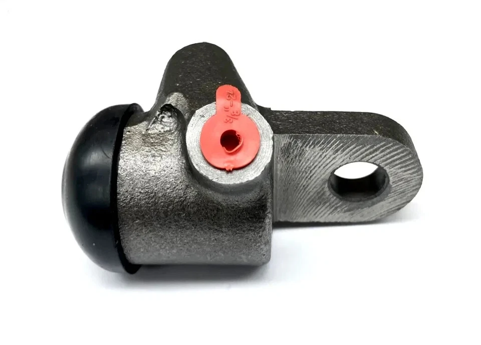 Передний верхний правый цилиндр колеса со стороны пассажира для Dodge D24 1946-1948 годов выпуска. - Изображение 2 из 4