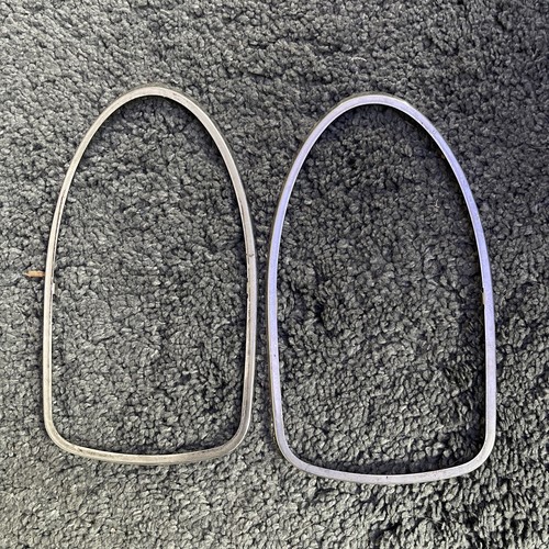VW Käfer Bügeleisen Rücklicht Chrom Zierring