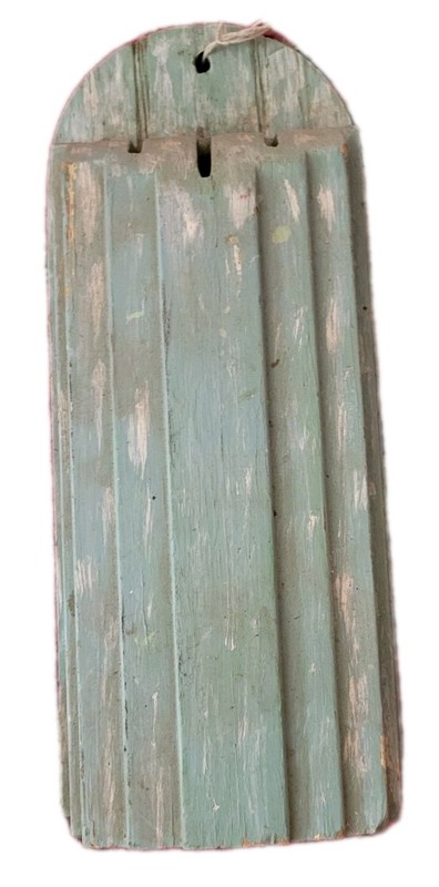 Vintage farmhouse country kitchen 1950s wood wall hanging knife block green MCM