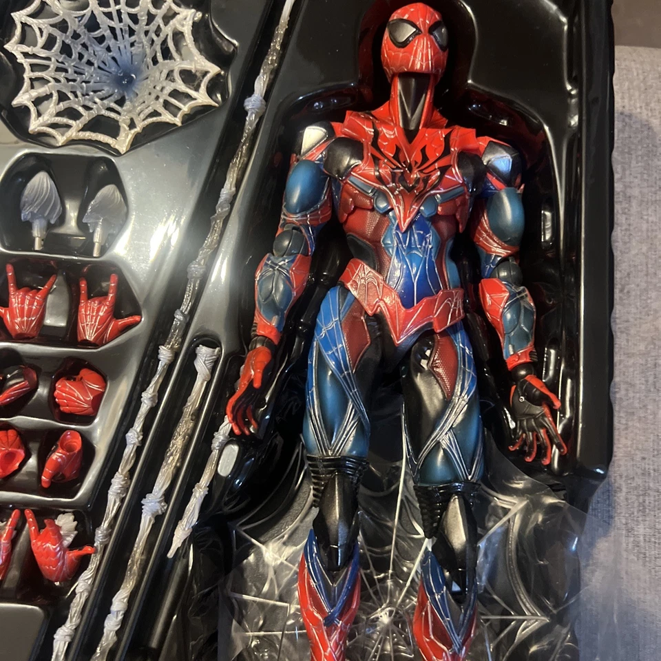 Figura Kai Marvel Spider-Man Variante Play Arts Por: Hitoshi Kondo-Square Enix Foto 4 de 4