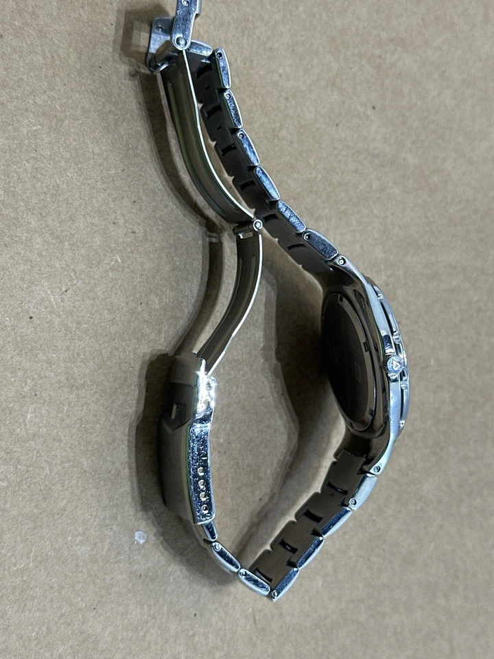 Reloj Hombre Quiksilver Acero Inoxidable Modelo ASTRA M046JF 10 ATM Resistente al Agua Foto 4 de 4