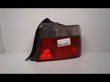 Feu arrière BMW 323
