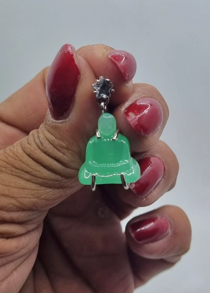 Orecchini in argento con Buddha in giada verde - Immagine 4 di 4