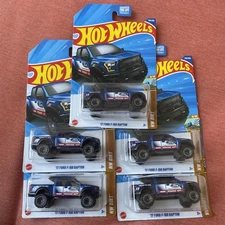Hot Wheels  '17 Ford F-150 Raptor HW Dirt Series  Lot Of 5