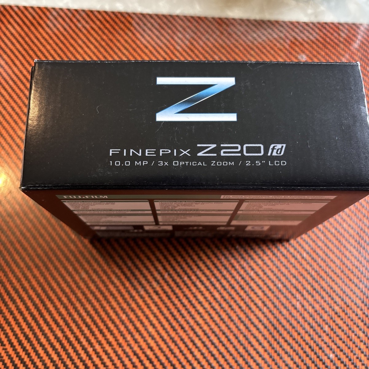 Fujifilm FinePix Z Series Z20fd 10.0MP Digital Camera - Ice blue