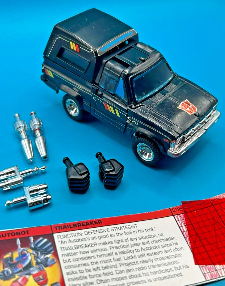 Vintage Transformers G1 1984 Trailbreaker 100% Complete w/ Spec Card - Image 2 of 4