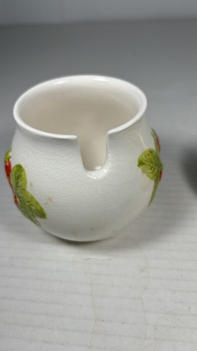 Vintage Sugar Bowl or Jam Jar Raised Strawberries with Lid and Spoon Josef - Picture 10 of 10